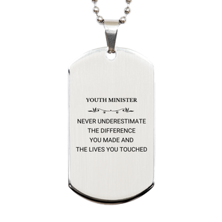 Youth Minister Never underestimate the difference you made, Youth Minister Retirement Silver Dog Tag for Colleague Appreciation Happy Retirement for Youth Minister